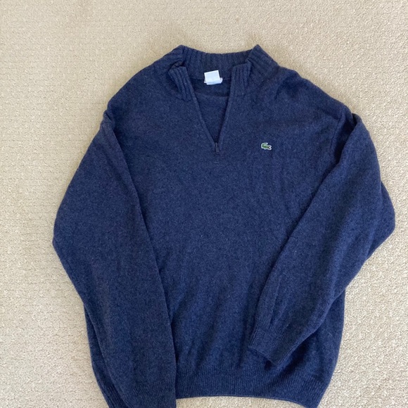 Lacoste sweater - Picture 1 of 3